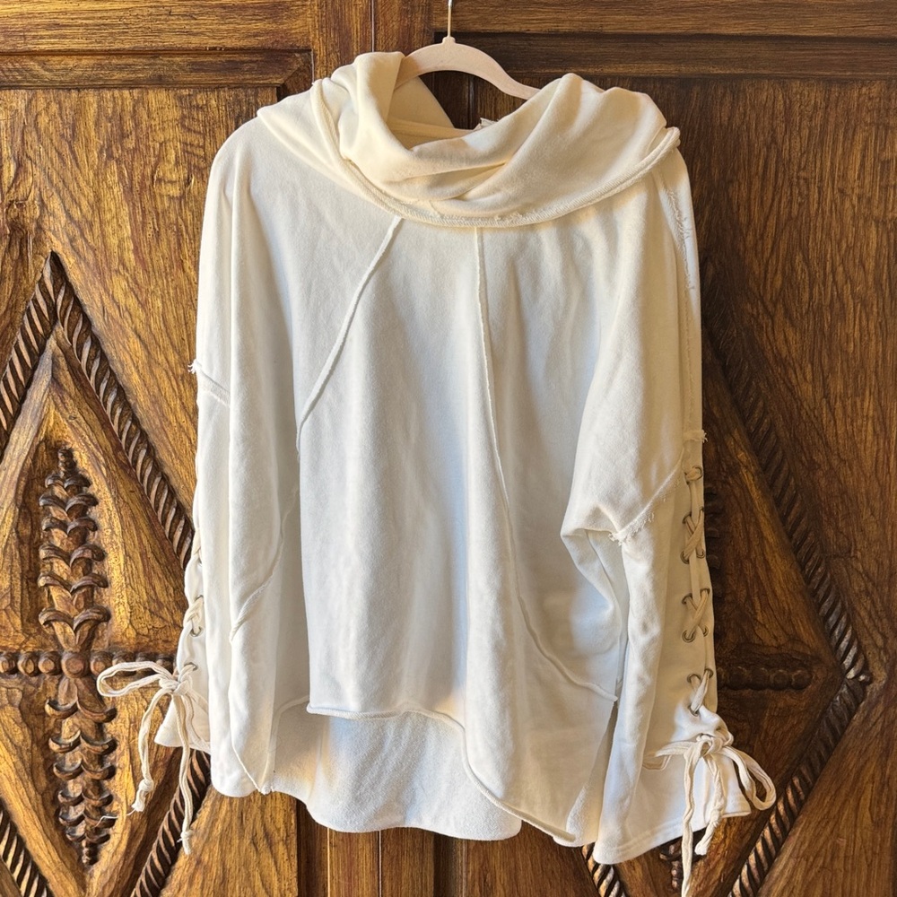 POL Cream Cozy Knit Top